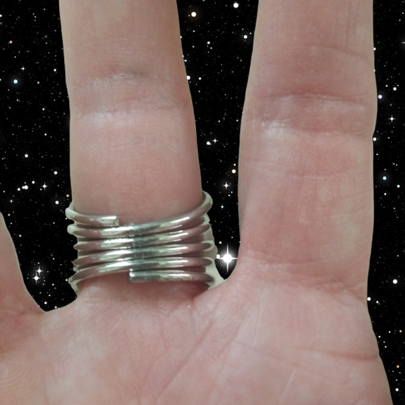 Pearl & Blk Crystal Cocktail Ring - Picture 3 of 4